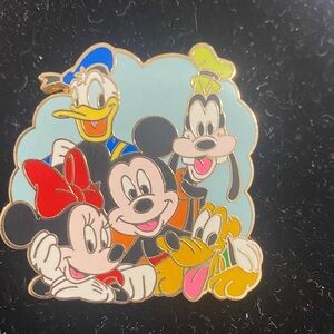 Disney pin Mickey Minnie Mouse Goofy Donald Duck Pluto Fab 5 trading start